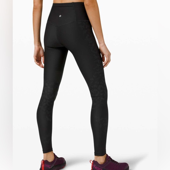 Lululemon Mapped Out High Rise Tight 28" - Picture 1 of 9